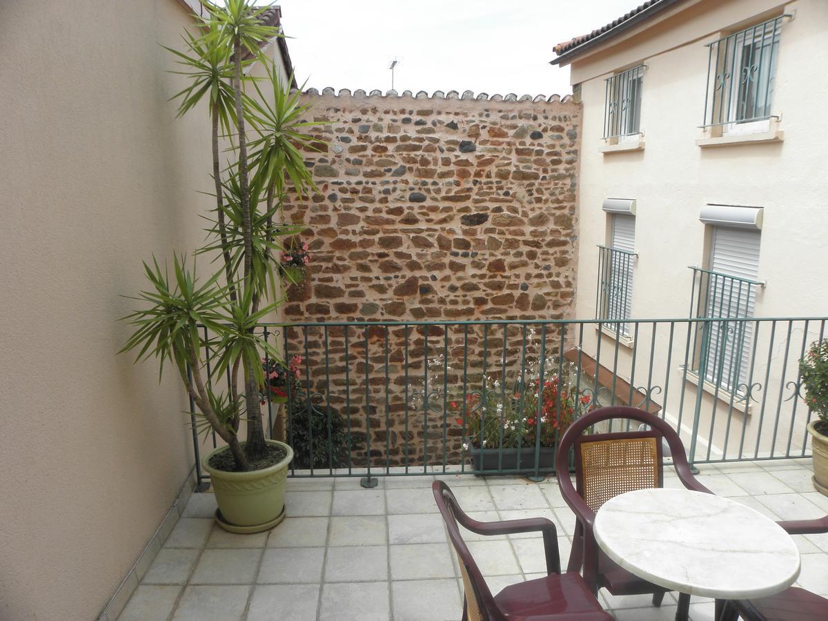 Hotel L'Ostalou Issoire Esterno foto